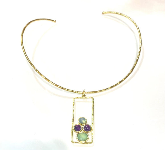 Choker con pendente con pietre Ametista, Calcite verde e Agata blu.