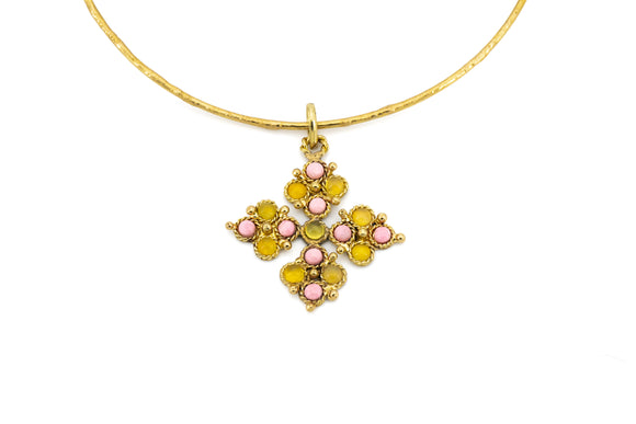 Chocker con croce con pietre naturali