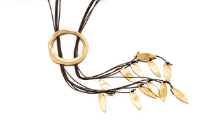 Collana cordini cerchio e foglioline