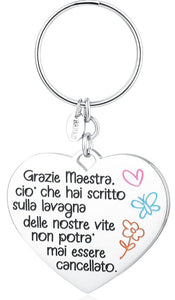 Portachiavi Cuore Maestra- Grazie maestra, ciò che hai scritto sulla lavagna delle nostre vite non potrà mai essere cancellato.
