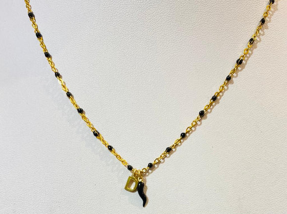 Collana Corno Portafortuna con Iniziale Nero
