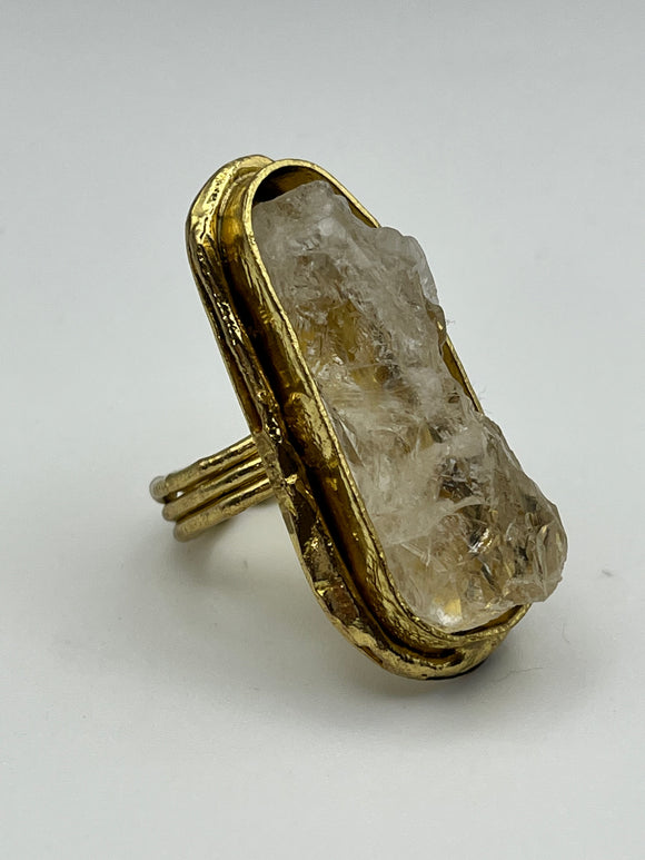 Anello con Quarzo