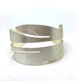 Bracciale Rigido a Foglia Oro JU00F2